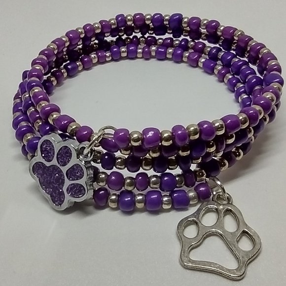 Violet Seed Bead 4 Stand  Memory Wire Bracelet with Silver Beads and Dog Paws - Picture 1 of 3